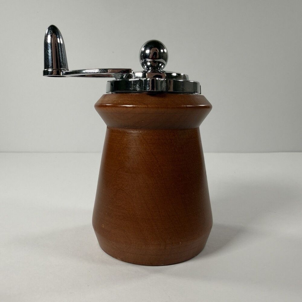 William Bounds Wooden Adjustable Salt/Pepper Mill Grinder Vintage